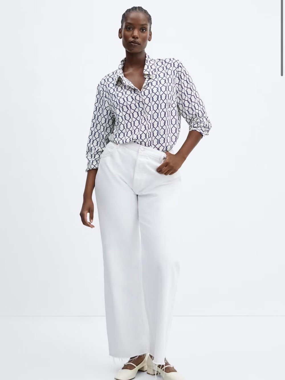 Mango Regular Flowy Shirt. Size 10.